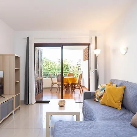 Home2book Serene & Pool, Escape Appartement *