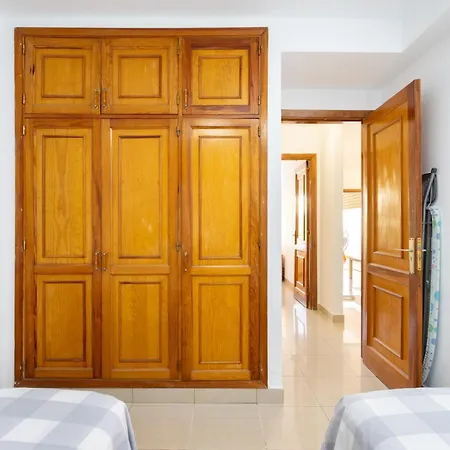 Appartement Home2book Serene & Pool, Escape *